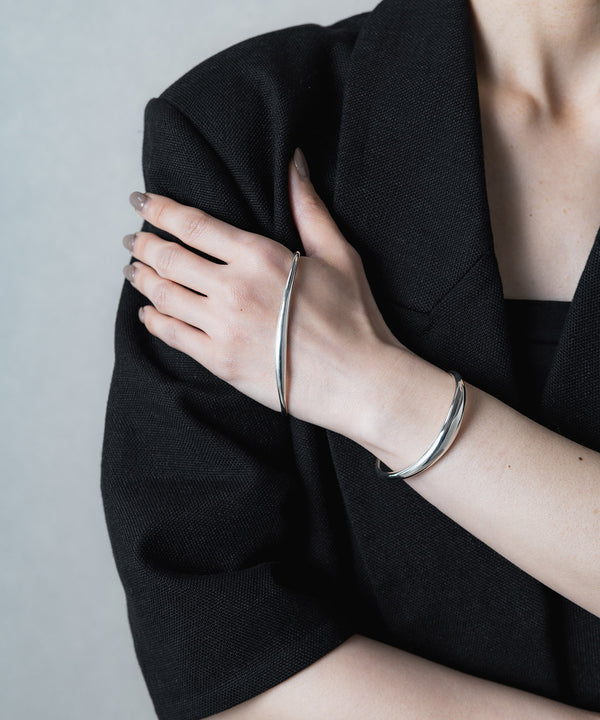 【ISOLATION / アイソレーション】Bold Curve Bangle /ISB-0302G(GOLD)