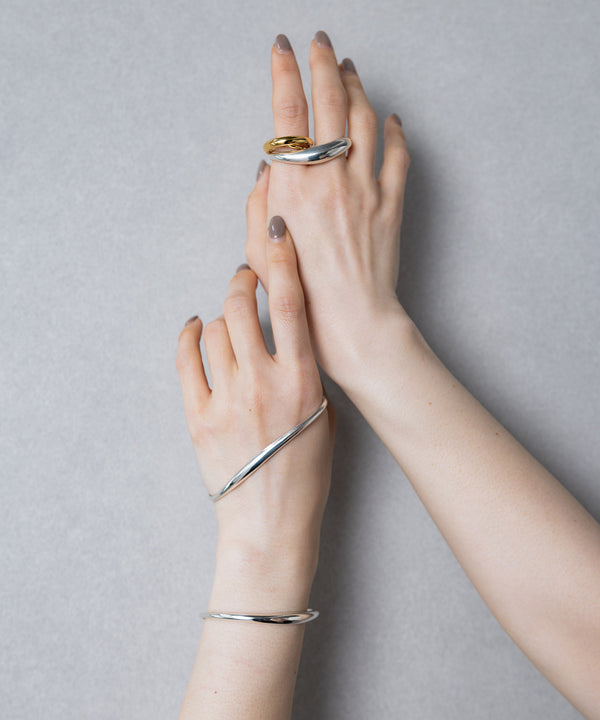 【ISOLATION / アイソレーション】 Curve Bangle /ISB-0303(SILVER)