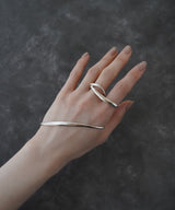 【ISOLATION / アイソレーション】Curve Palm Bangle / ISB-0301