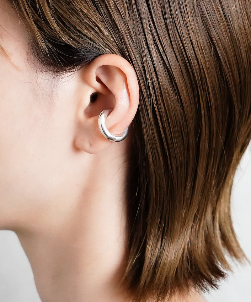 とびきりのおしゃれを STRONG VEIN EARCUFF SILVER イヤカフ