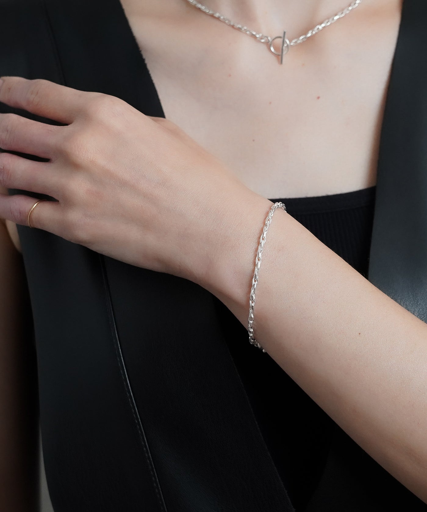 ISOLATION / アイソレーション】SV925 Twist Chain Bracelet