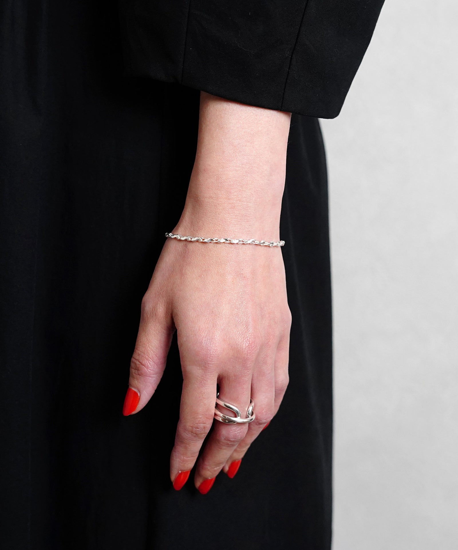 ISOLATION / アイソレーション】SV925 Twist Chain Bracelet