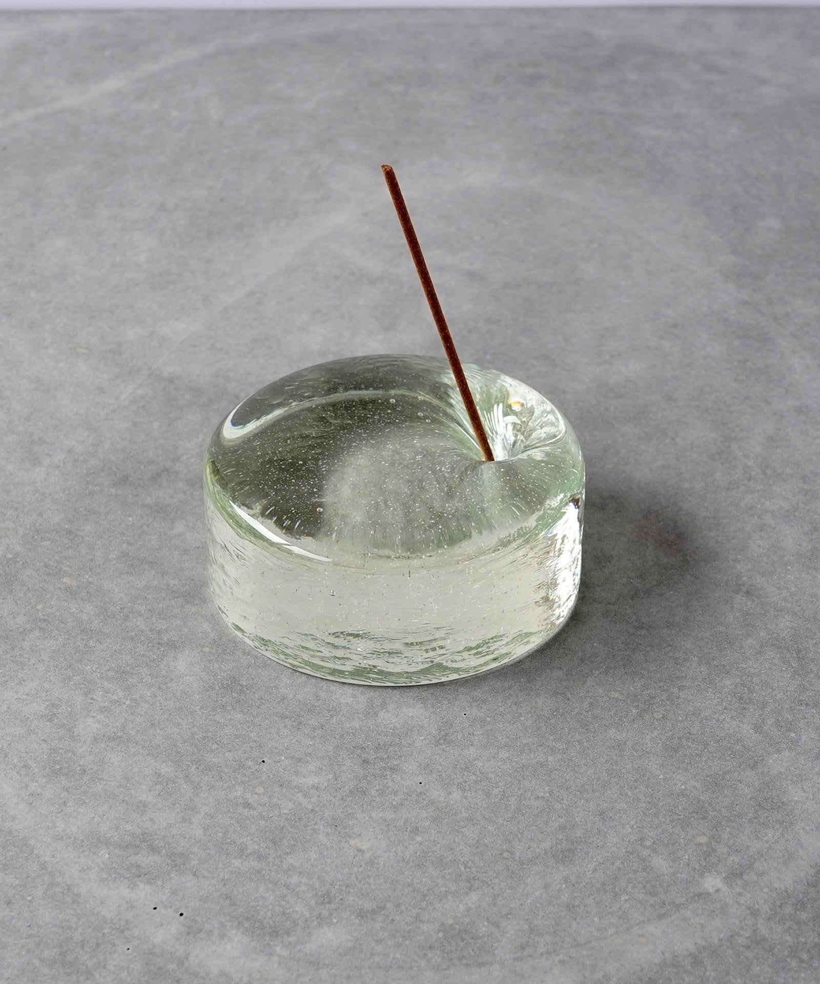 wa/ter】INCENSE STAND 75φ -light yellow green – ISOLATION JEWELRY
